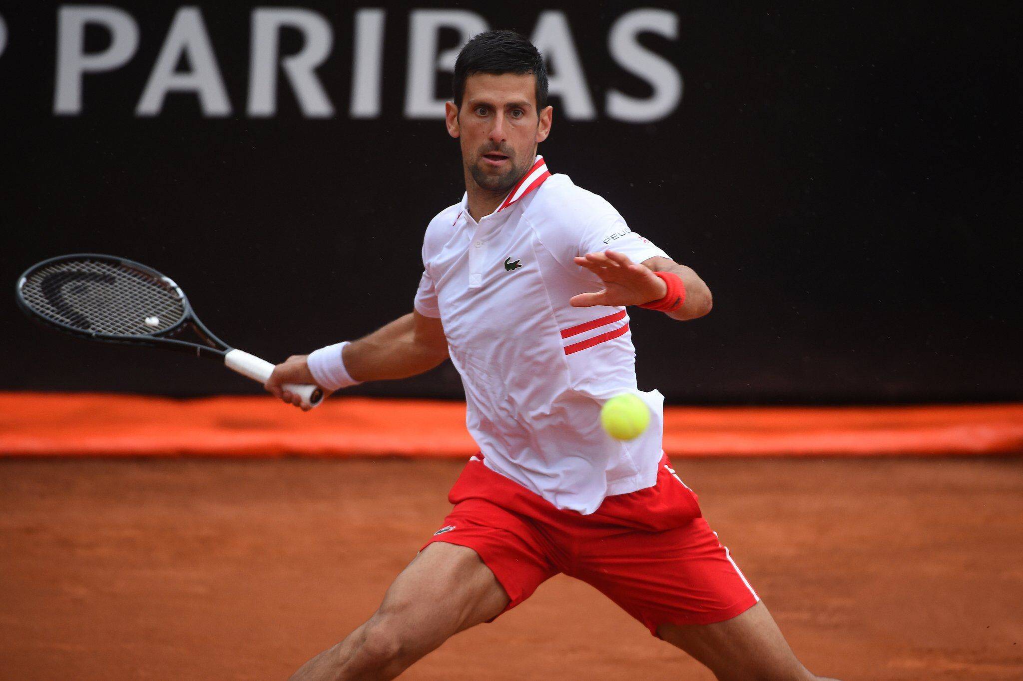 原创罗马赛:纳达尔2-0复仇小兹维 德约比赛因雨中断