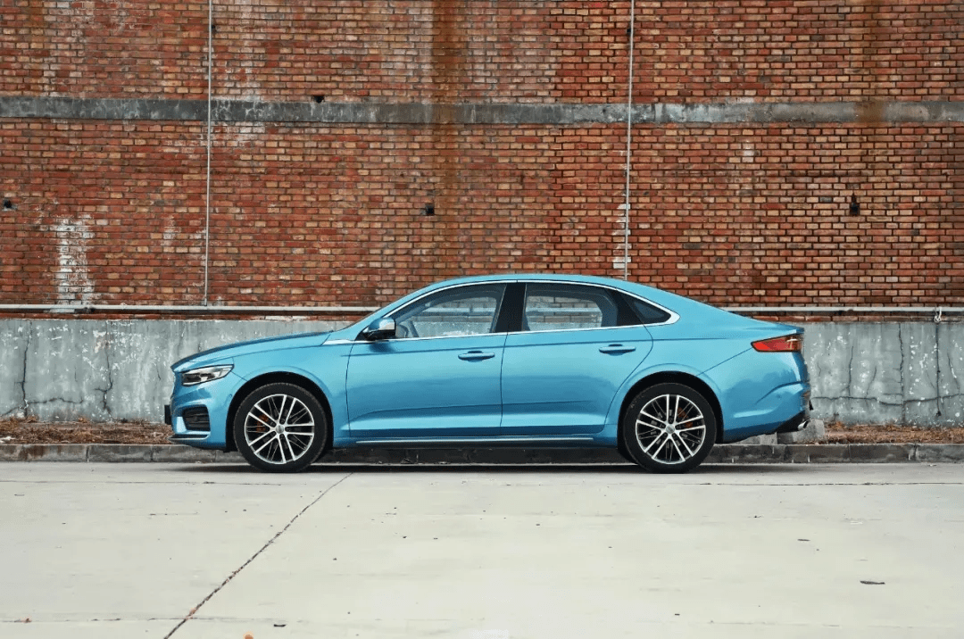 明星车排行榜_功夫明星的座驾排行榜