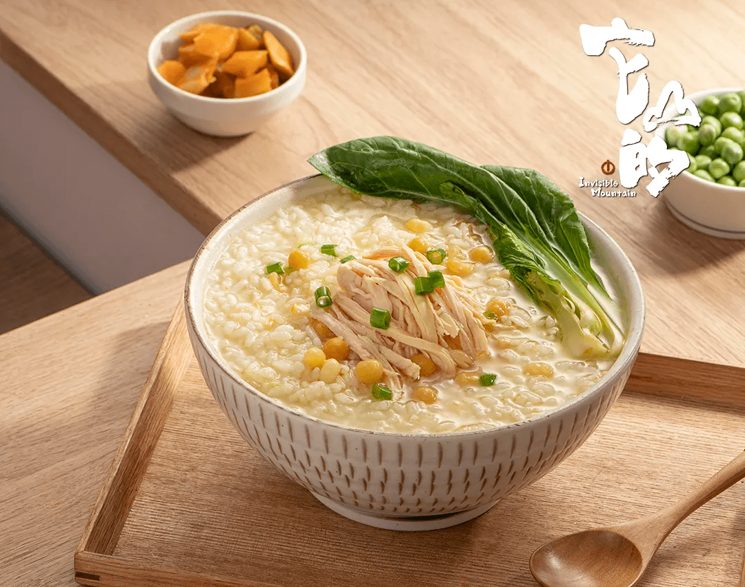 它想要陪你从新鲜感一起走到归属感和安全感豆汤鸡丝汤泡饭时当你品尝