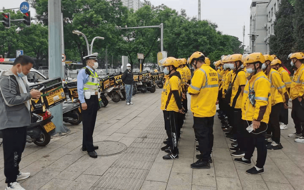 这是警察贩卖人口_这是警察(2)