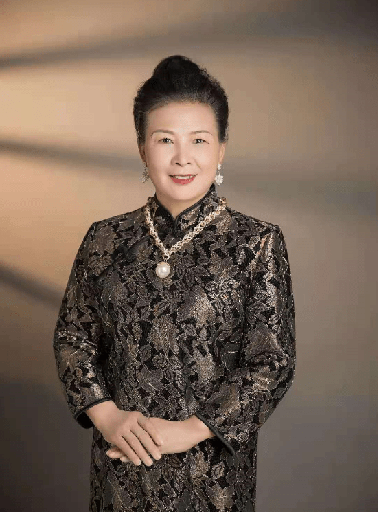 华卿法师,江西武宁人,俗名李清,步入道门,始入天师