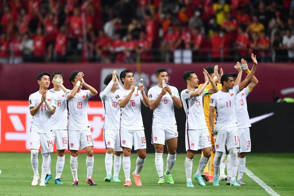 中国足协：国足40强赛剩余比赛将转移至阿联酋迪拜进行_亚足联