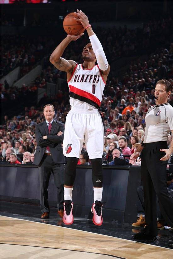 罗斯9利拉德5与耐克hdx对比测评哪个更适合打后卫