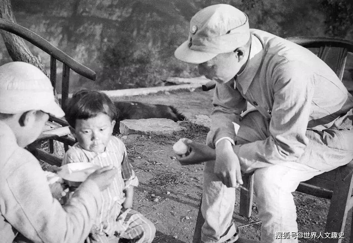 聂荣臻百团大战救过两个日本小女孩后来她俩怎么样了