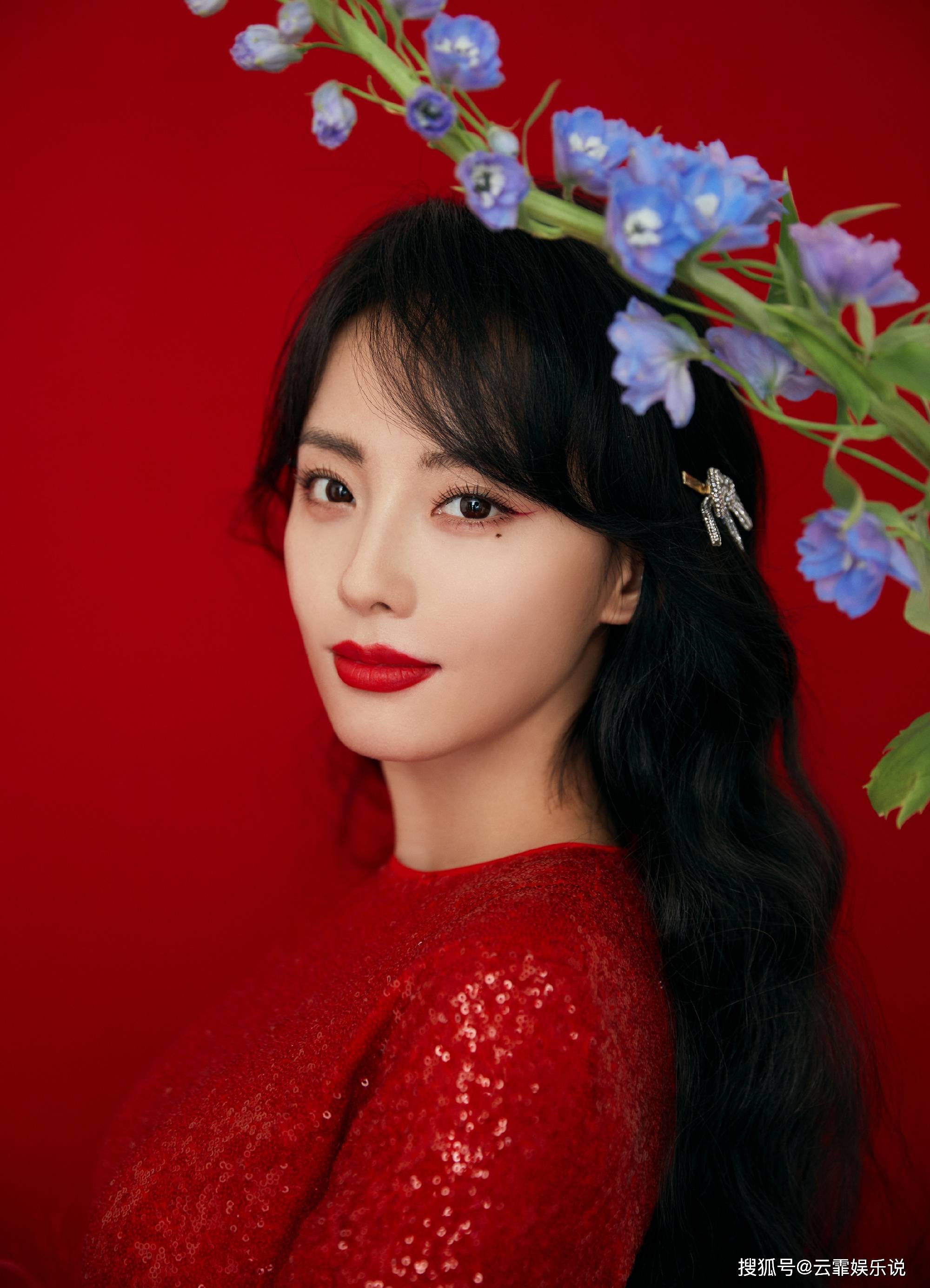 《千古玦尘》开播,张嘉倪美貌依旧,颜值备受好评