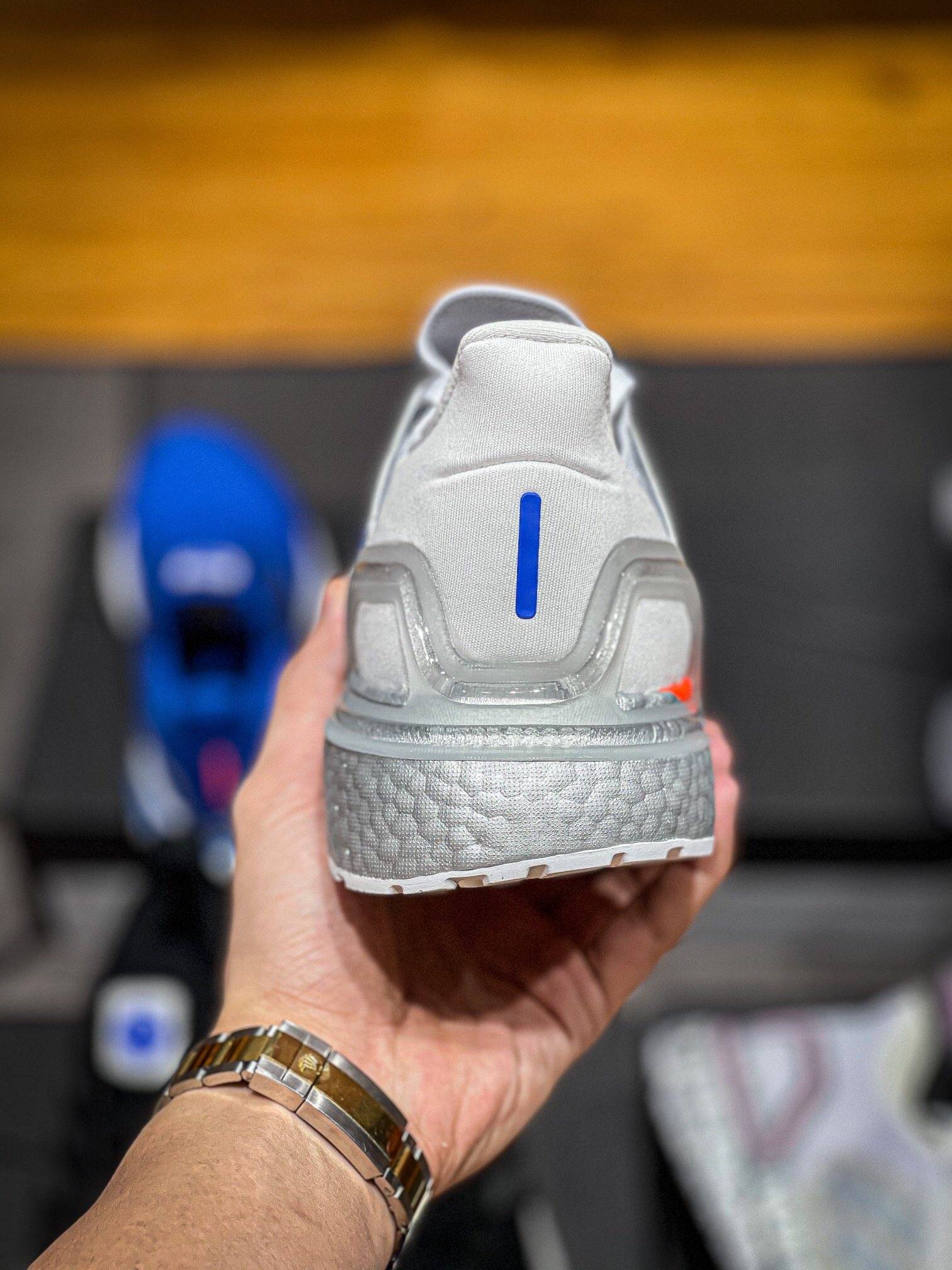 阿迪达斯adidasultraboostubnasa太空联名爆米花跑鞋