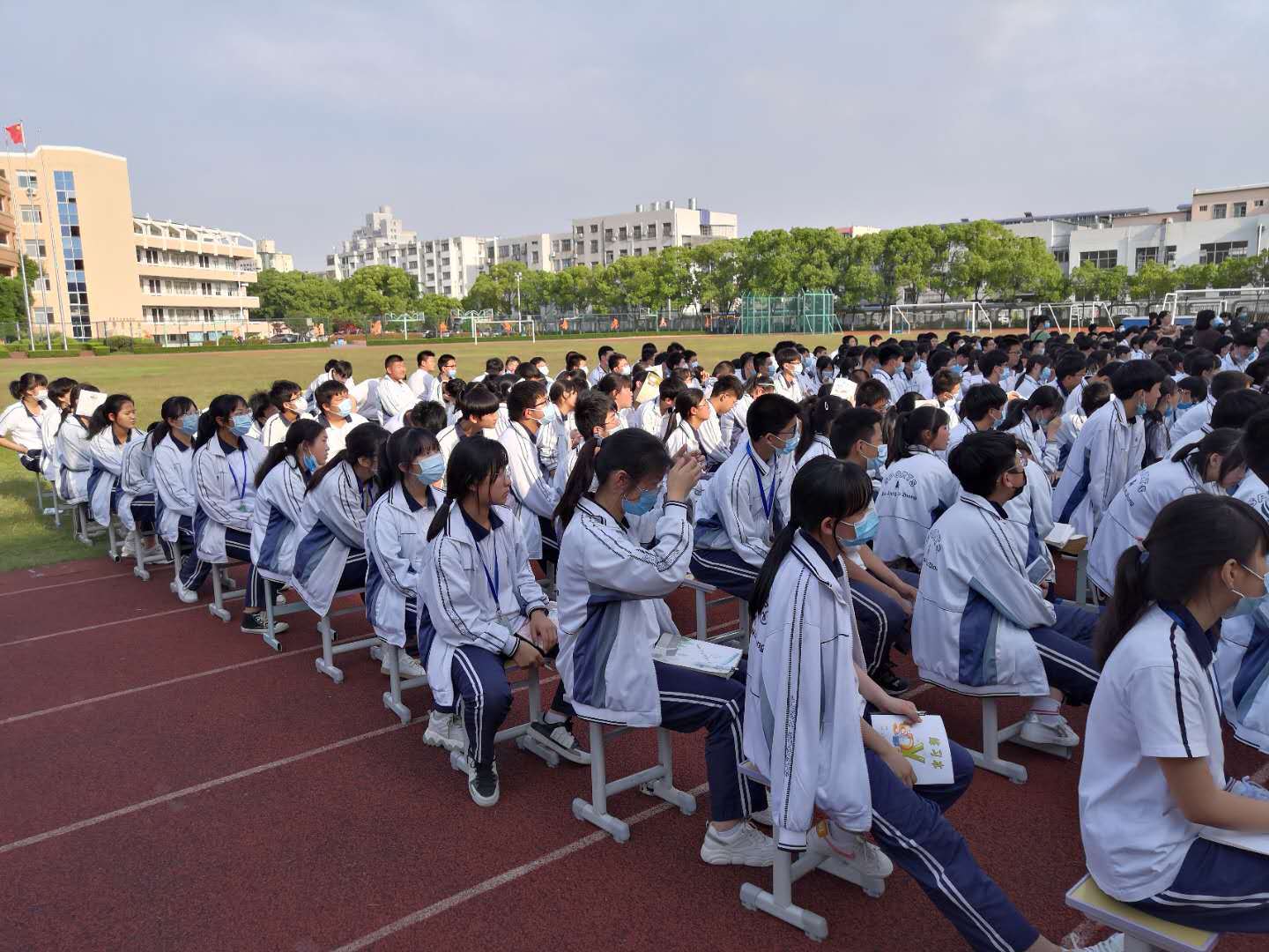 新安龙老师浙江省台州市椒江区第五中学初三中考励志演讲会