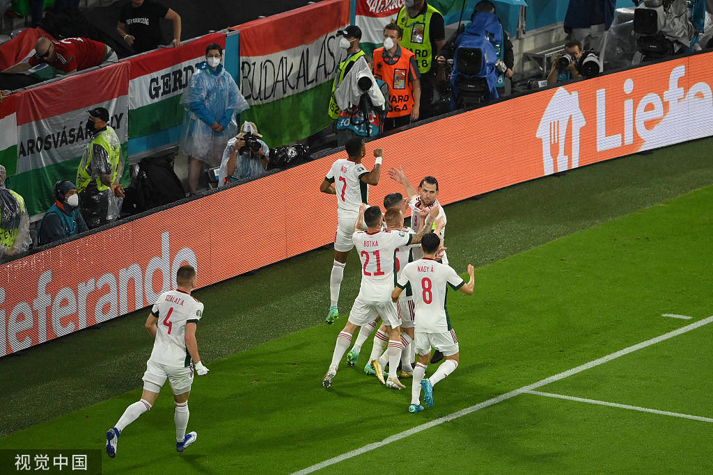 脱帽致敬！匈牙利两度逼德国入绝境 小组赛最大惊喜_比赛