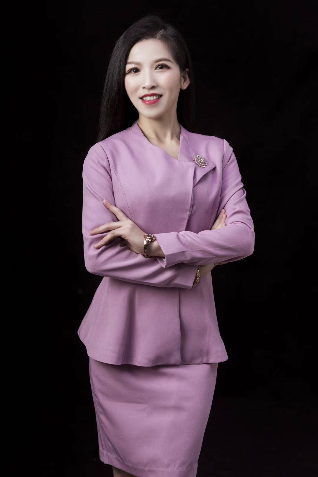 带着梦想出发,心往高处飞翔!李芬发布最新单曲《带着梦想出发》