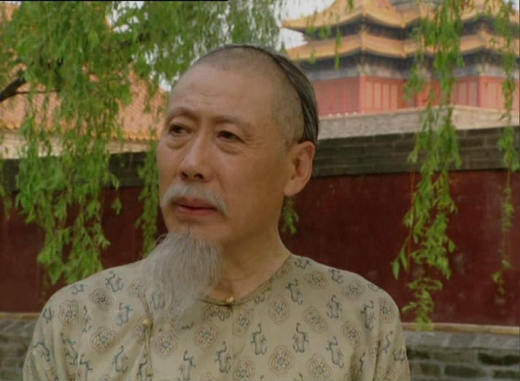 重要的作用,江宁织造曹寅和苏州织造李煦一共给康熙皇帝上了20道密折