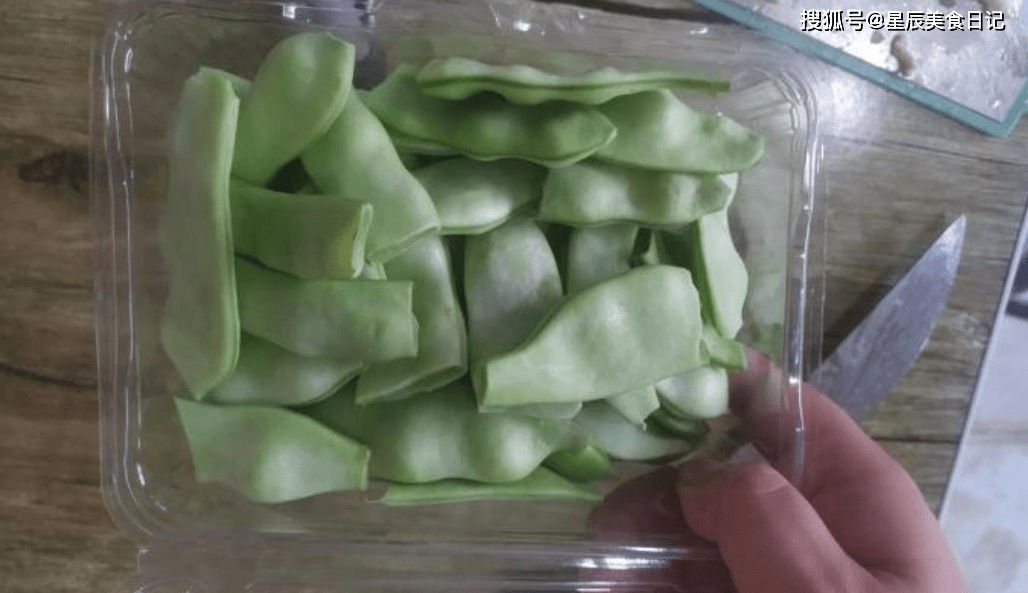 蘑菇为什么一碰就碎 b4a04949038e4756a2727db88dc5609c.png