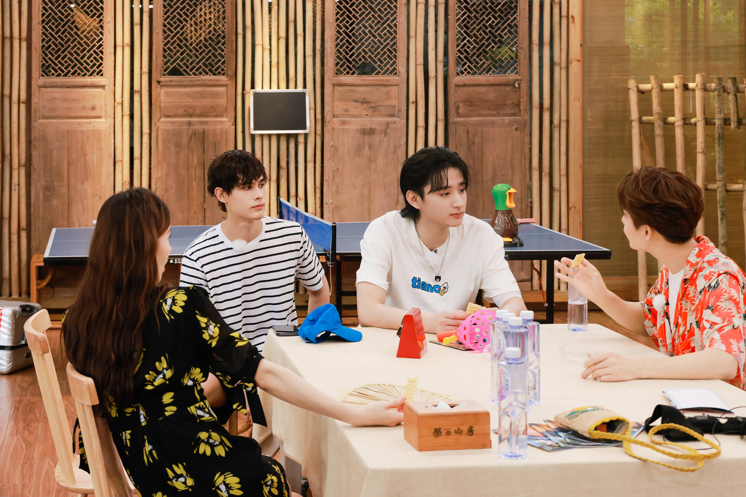 完美的夏天2解锁全新度假方式李汶翰利路修体验减速生活