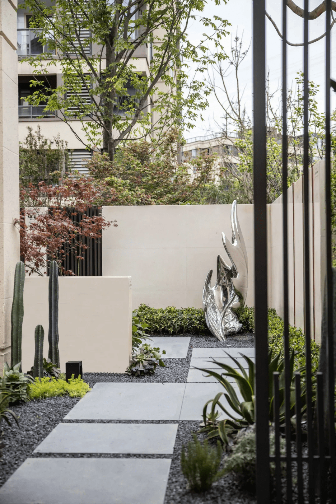 商圈核芯叠墅燃爆全城,融信澜湾·揽宸院子240万起臻席竞藏