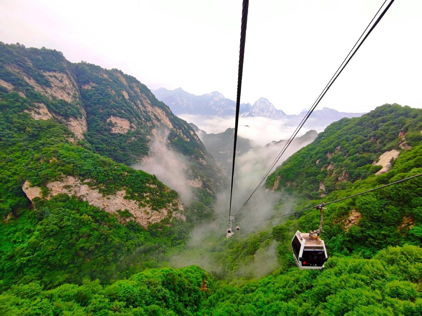 华山太华索道图片