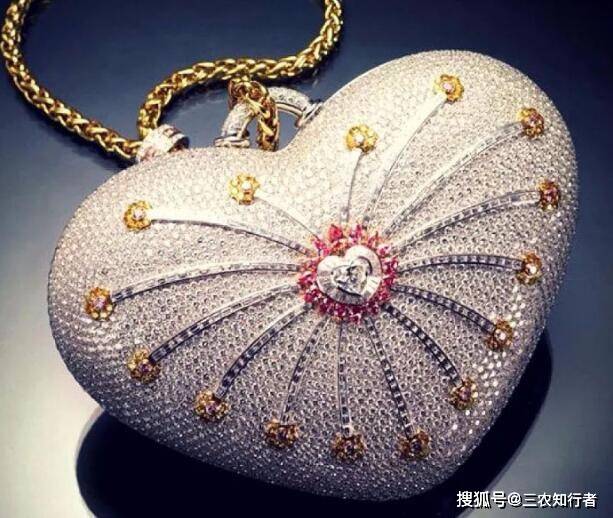 富贵包图片大全集 0de157db5de94b49a41f5aab998fffa1.jpeg