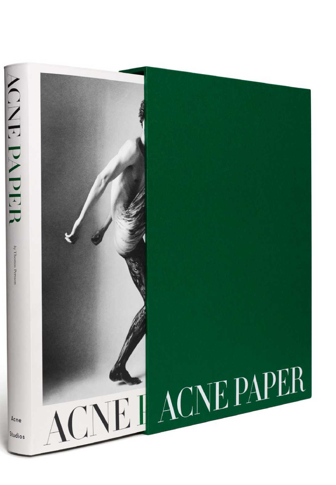 Moon|Acne Studios欣然宣布，在2021年夏季 推出《Acne Paper》一书