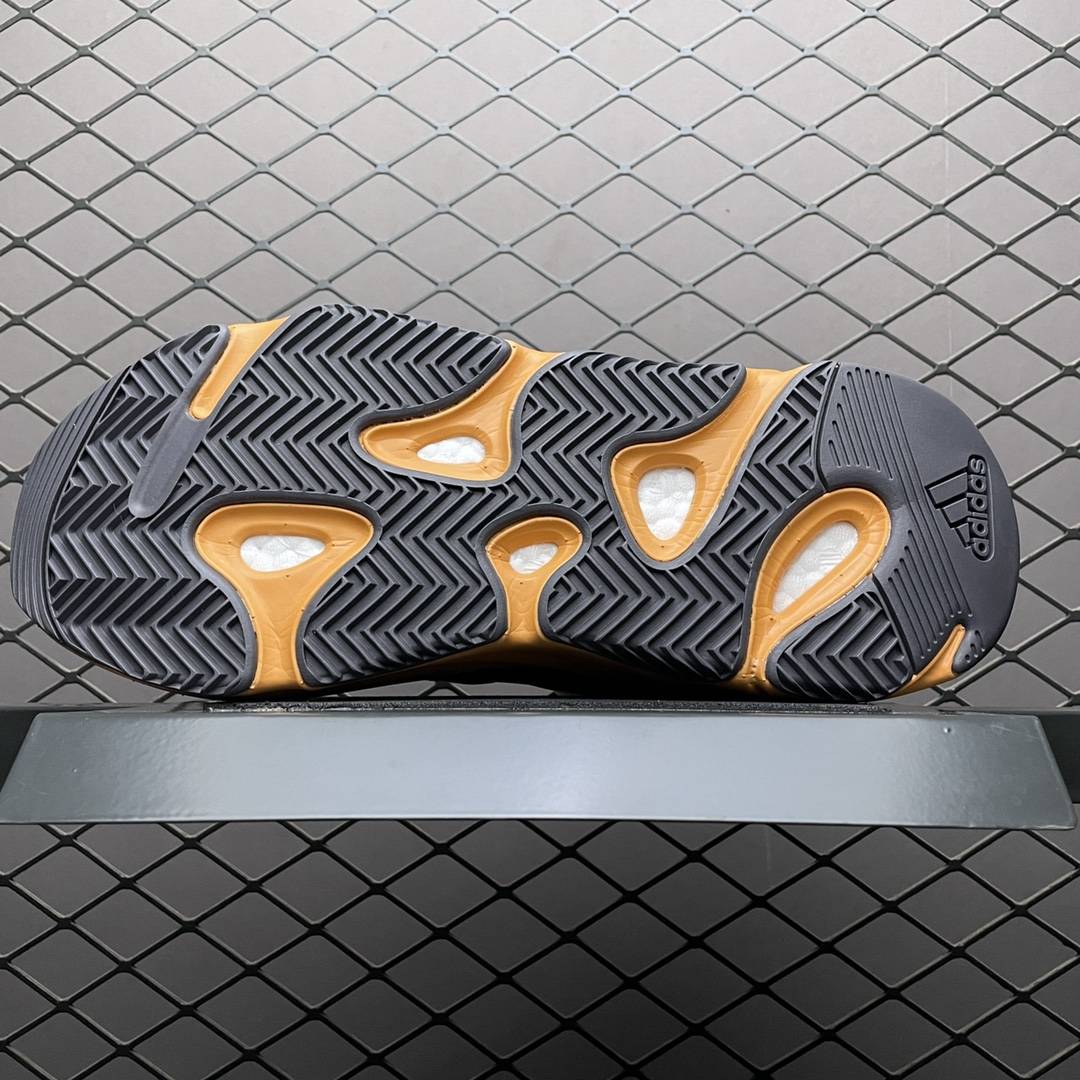 慢跑鞋|侃爷Kanye West x Adidas Yeezy 700 Runner V1 爆米花3M反光慢跑鞋 GW0297?