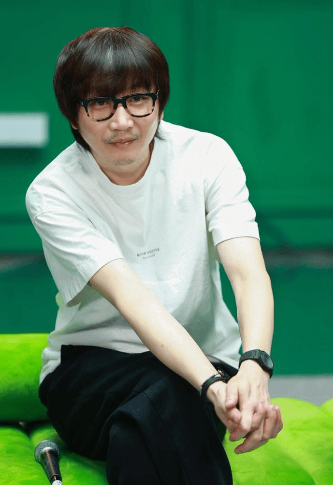 平三更|《草莓星球来的人》今晚8点首播，乐队主唱泪洒现场