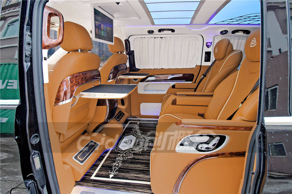 深圳奔驰威霆商务车内饰改装简约好看的内饰改装