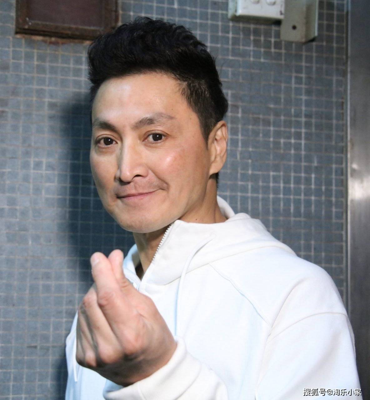 恬妞谢玲玲久违同框风韵犹存17位60岁以上艺人保养得宜状态大勇