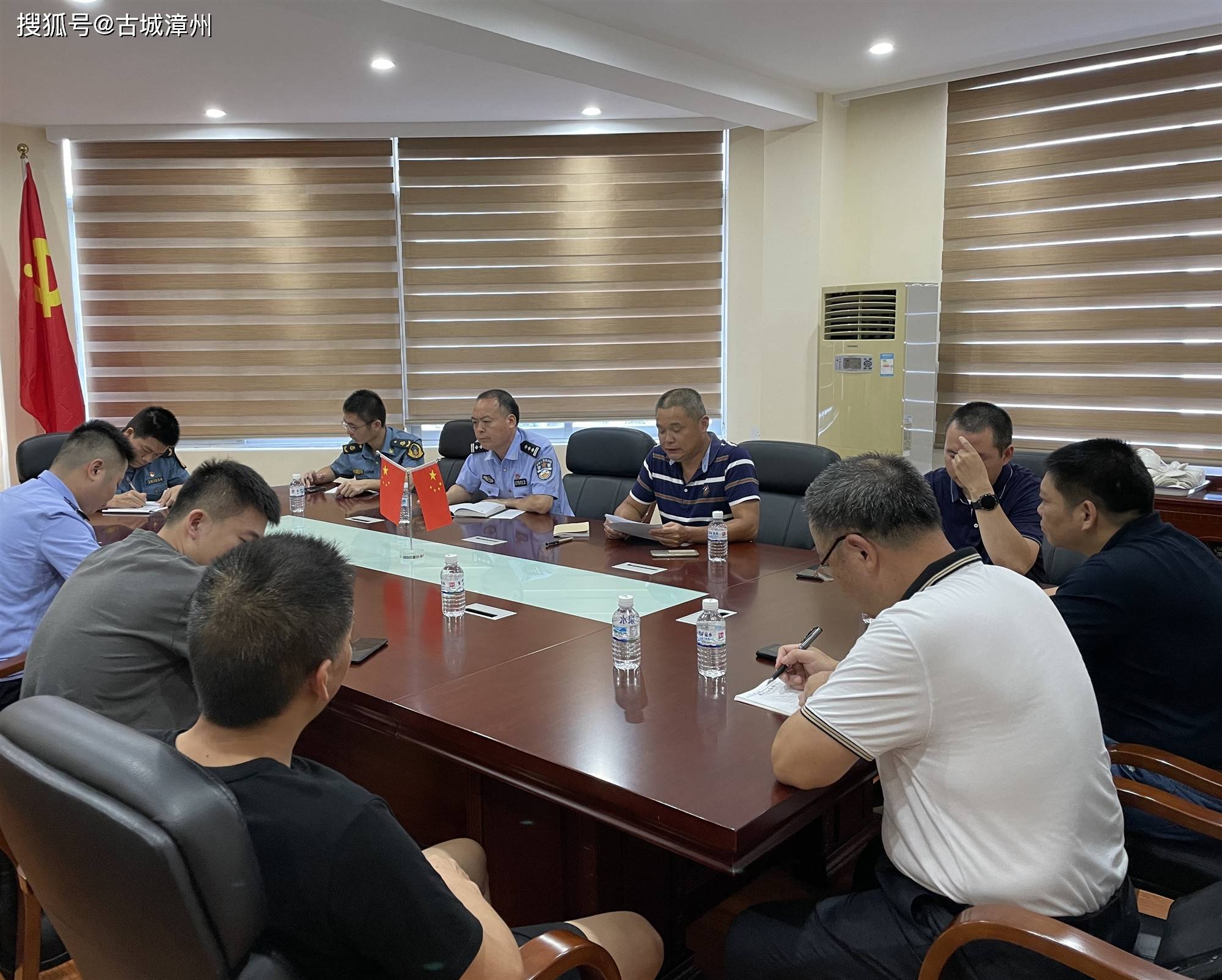 南靖县召开物流寄递业治安管理工作联席会议_县公安局