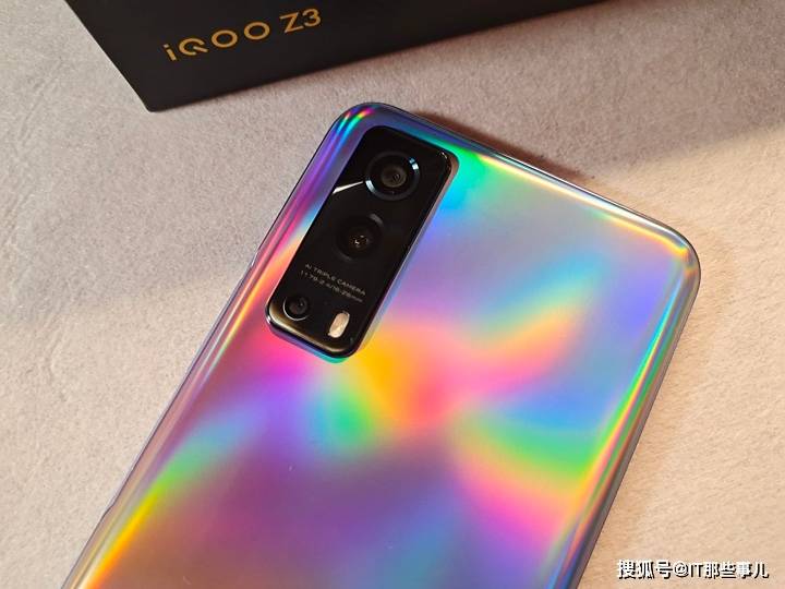 僅2099元 標配12G大記憶體 iQOO Z3和realme GT Neo如何選？ 科技 第2張