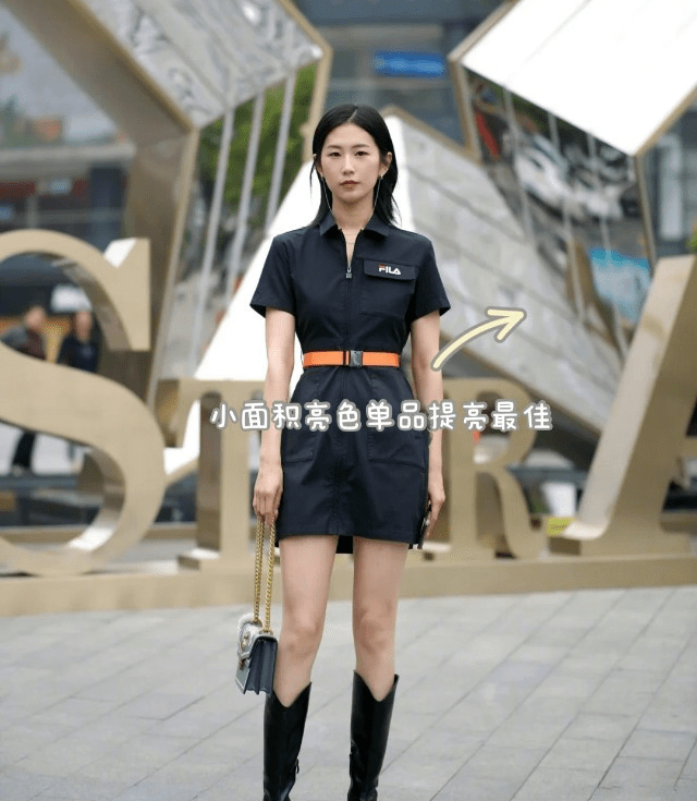 夏天|今夏火了一种靴子，叫“过踝不过膝”