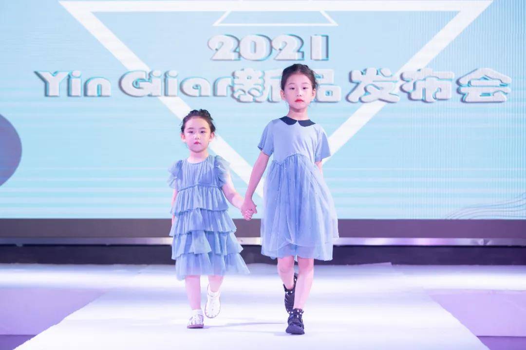 高冷中|【芭迪国际童模】(我是小麻豆)第一期寅佳童装广告拍摄