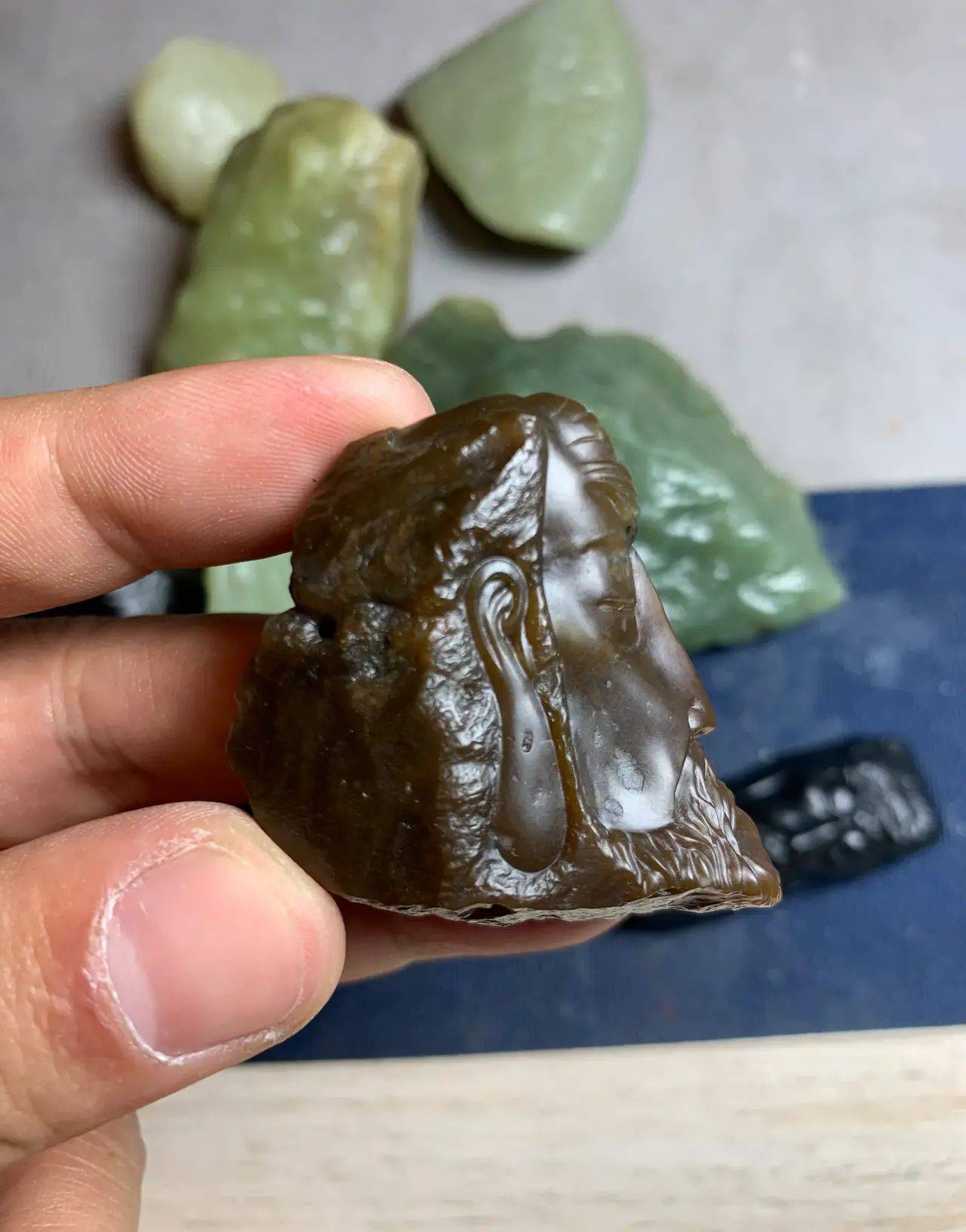 被誉为"地球之耳"的罗布泊,不仅是楼兰古城的遗址,有鲜为人知的戈壁玉