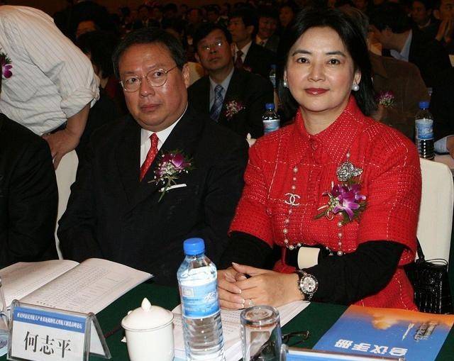 姨奶奶|女人老了也能有魅力，胡慧中皮肤松弛依旧优雅，哪像孙俪的姨奶奶