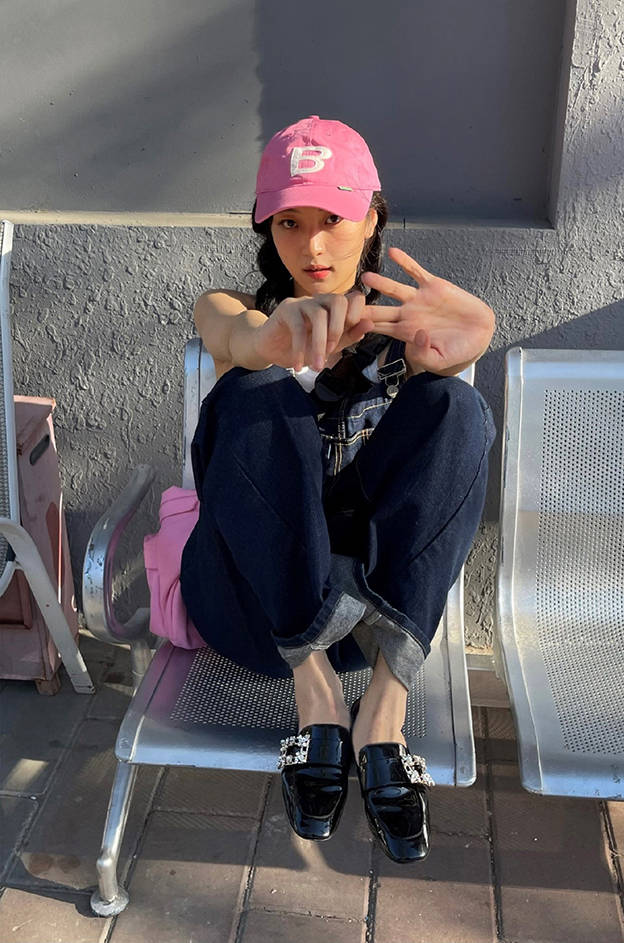 脚踝|江苏五龙——女明星们钟爱的百搭单品乐福鞋,看看谁搭配的更好看?