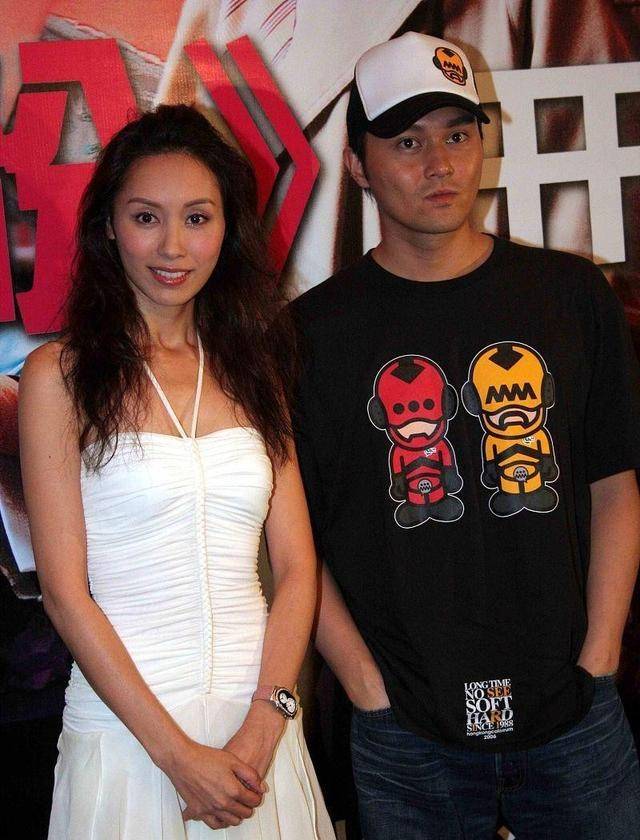 身材|有郭可盈的身材还愁啥穿搭，裙子用脖子上的绳连着，也不怕掉下来