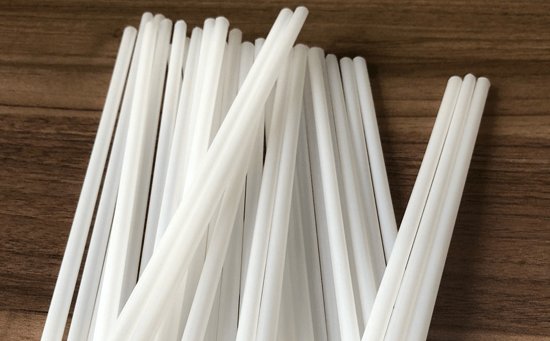 生物降解材料制备的吸管到底安全吗