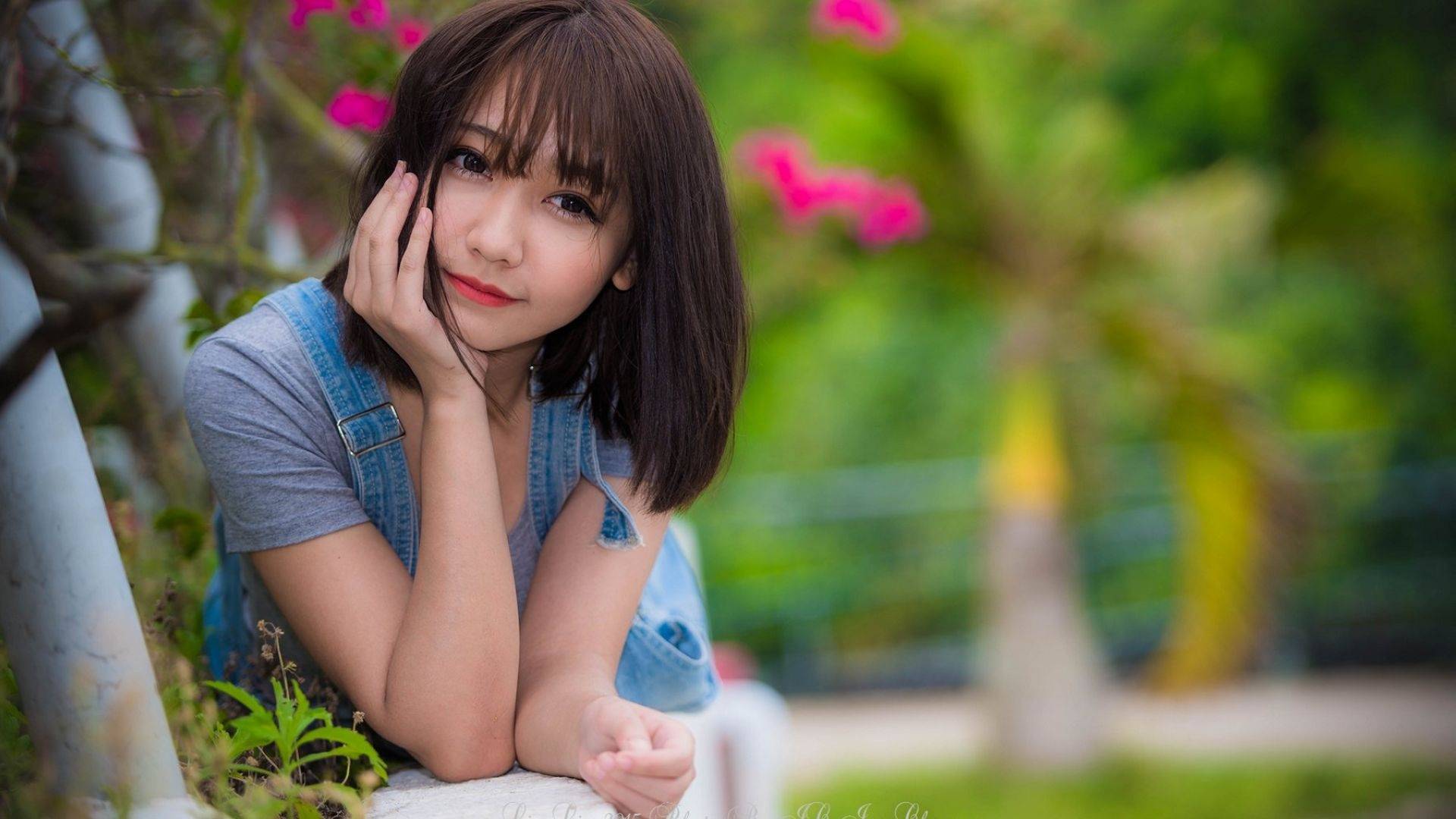 和几个男同事玩一女多男游戏 口述妻子的行为令我好生气