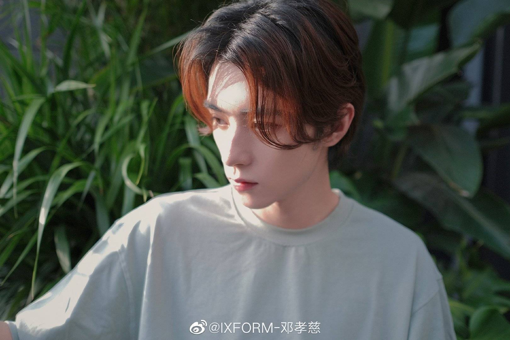 邓孝慈发文:八月你好