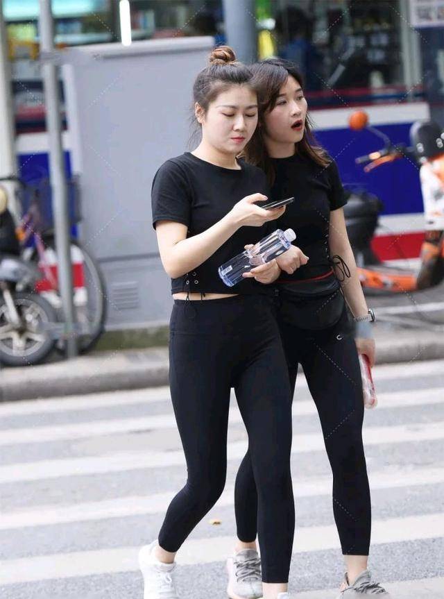 粉色|爱美不是年轻女孩的专属，中年女人选对穿搭，一样可以美丽时尚