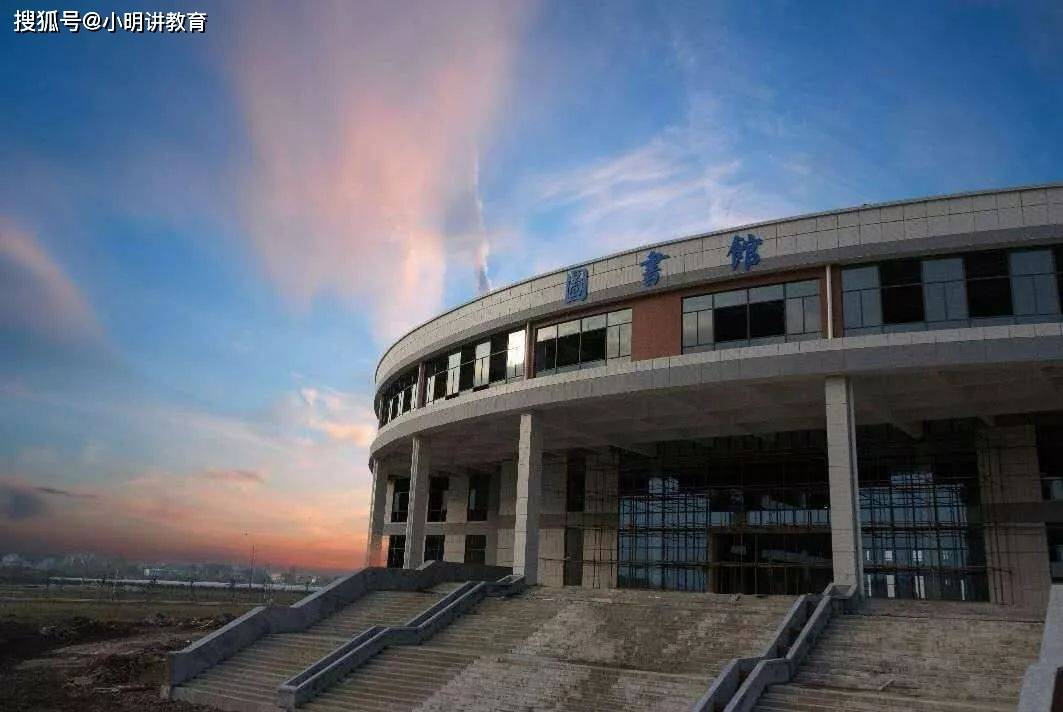 截至2020年12月,学校占地面积1353亩,分霍里山和郑蒲港两个校区;校舍