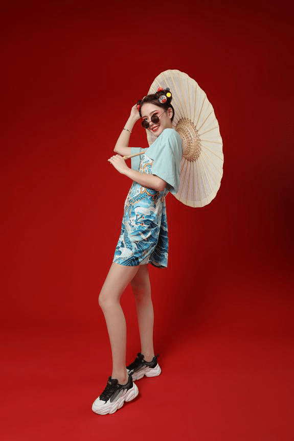 审美|人类高质量女性疯了？为什么喜欢这样的“蠢鞋”