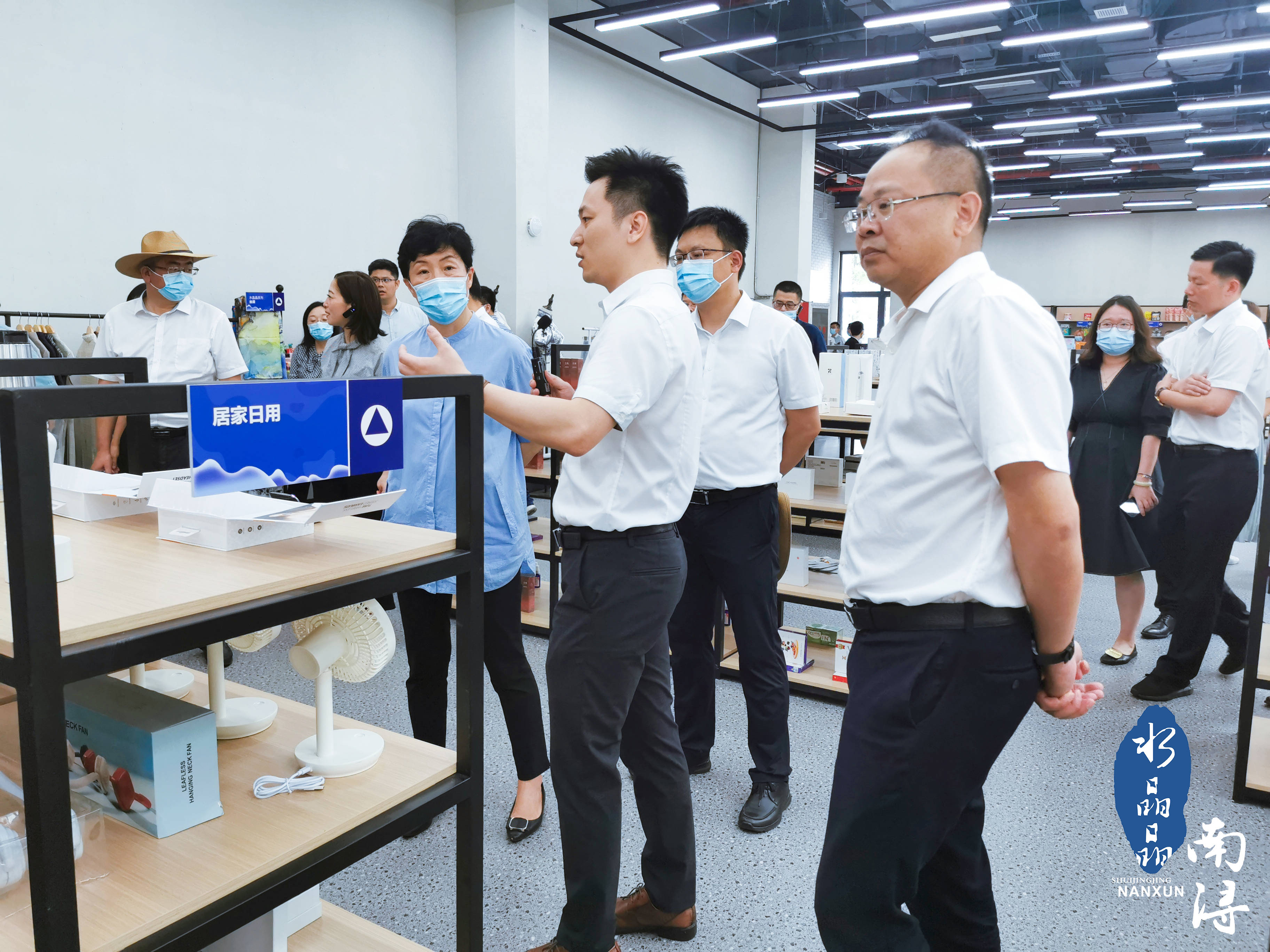 湖州市委常委,宣传部部长范庆瑜,南 浔区委副书记,政法委书记王剑锋