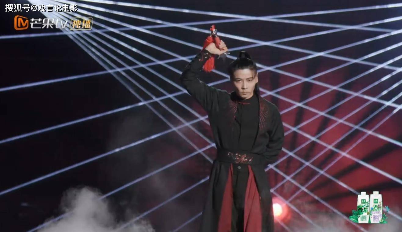 舞台|《披荆斩棘的哥哥》情怀满满，初舞台燃炸全场，勾起无数观众回忆