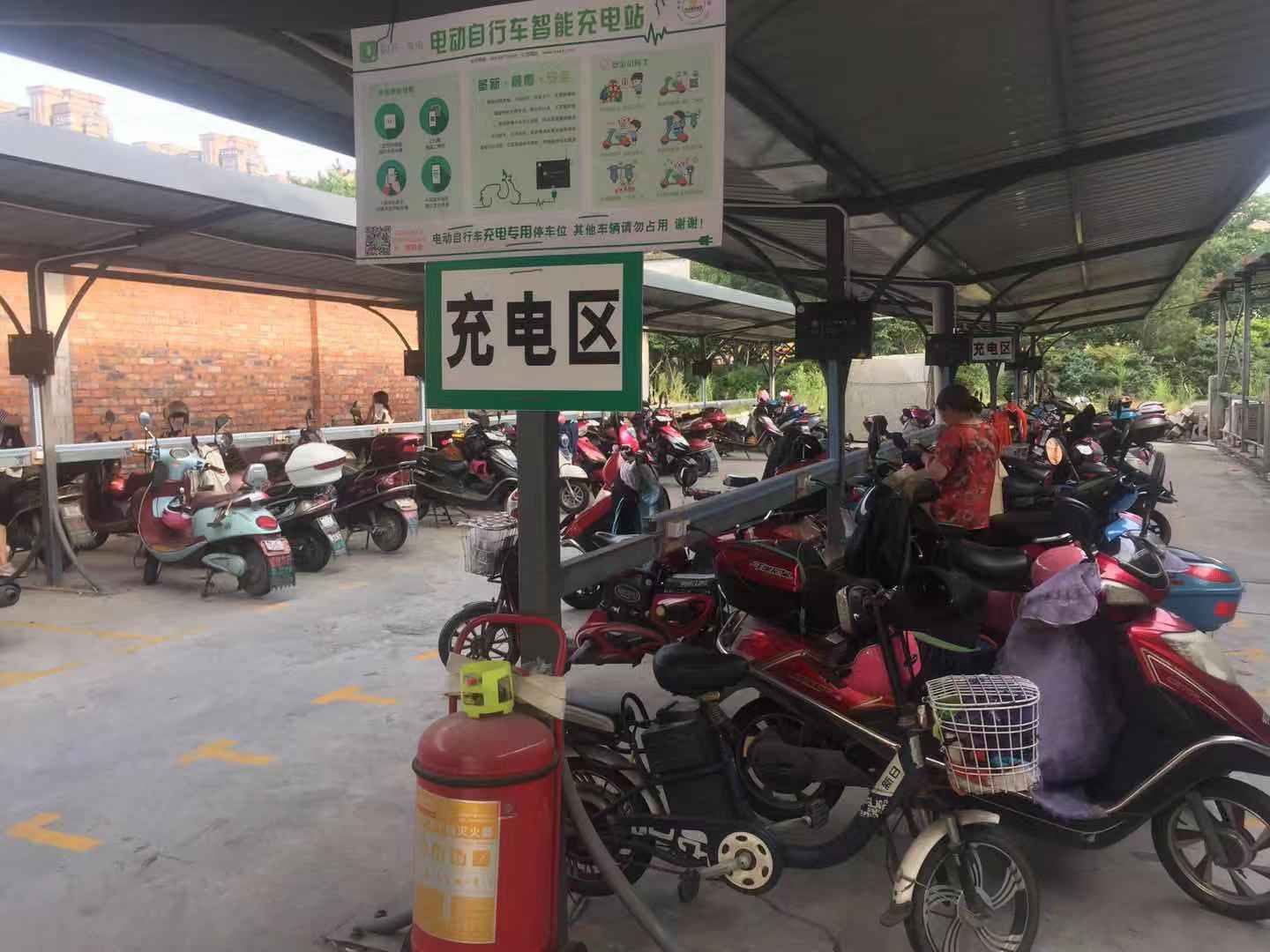 又遇电动车室内充电起火,当事人被爆炸声惊醒!