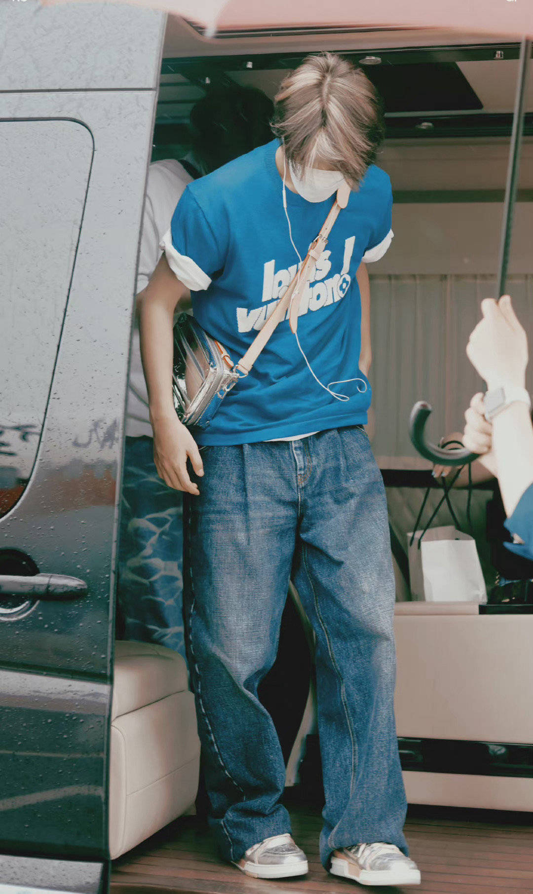 一身|江苏五龙——黄明昊的日常穿搭，小朋友却男友力爆棚！