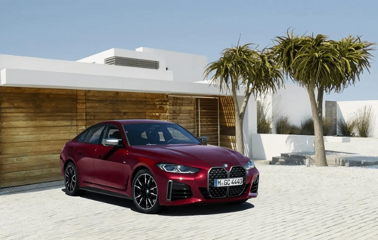 新车"白送"俩车门还更便宜 宝马4系四门轿跑亚洲首发!