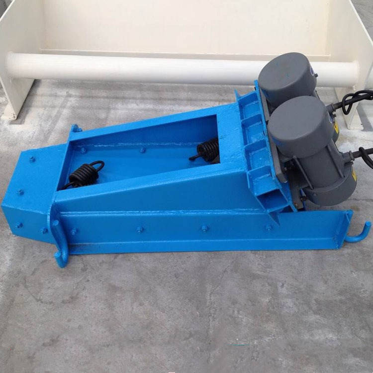 zgf-90-150大型吊挂式振动给料机