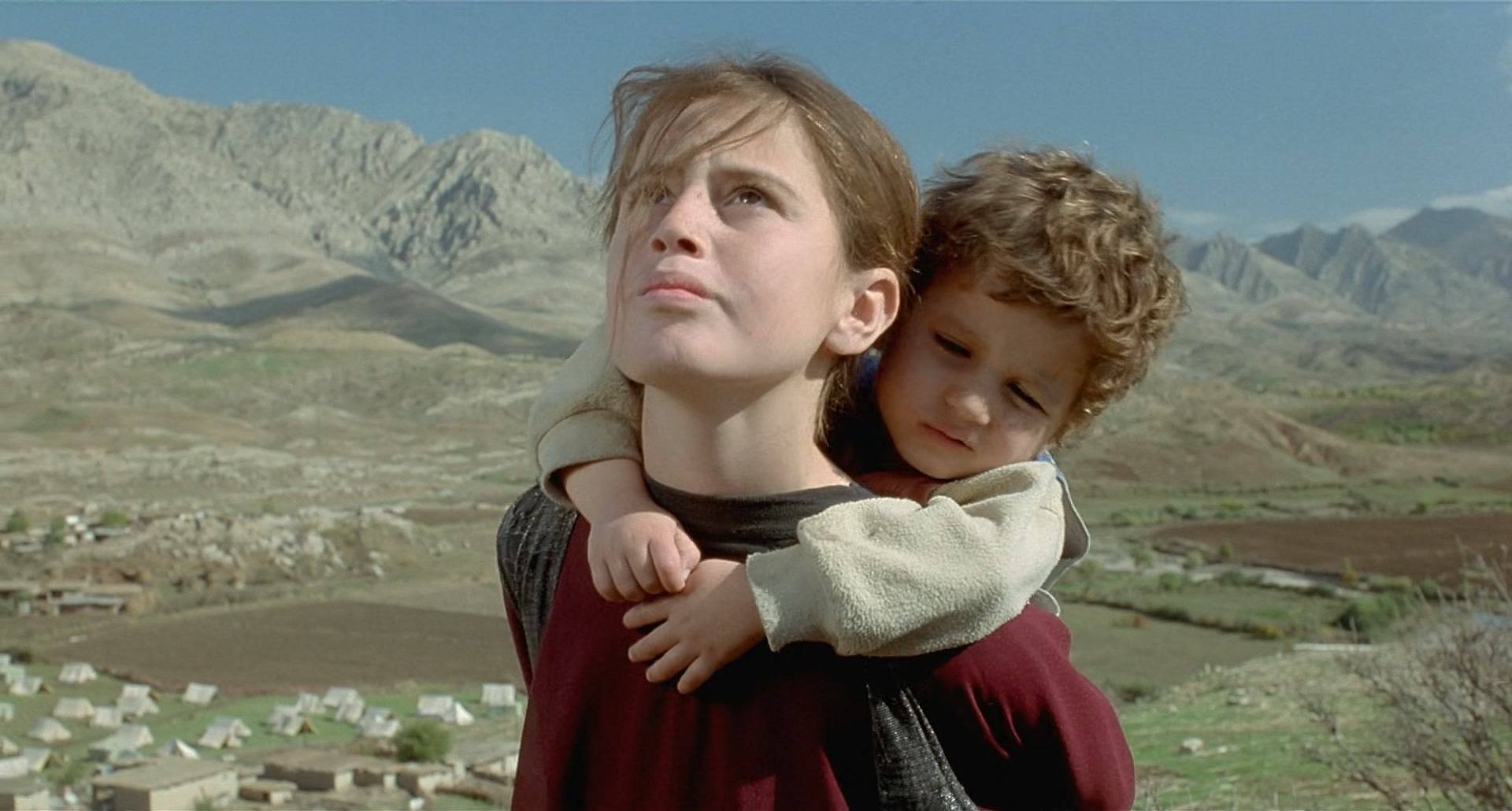 乌龟也会飞:直面荒诞的刚毅坚卓_罗伯特·卡帕