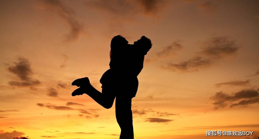 如何拥有强大的主体感 edd8e9c24435471eb1ec12fc8db629e9.jpeg