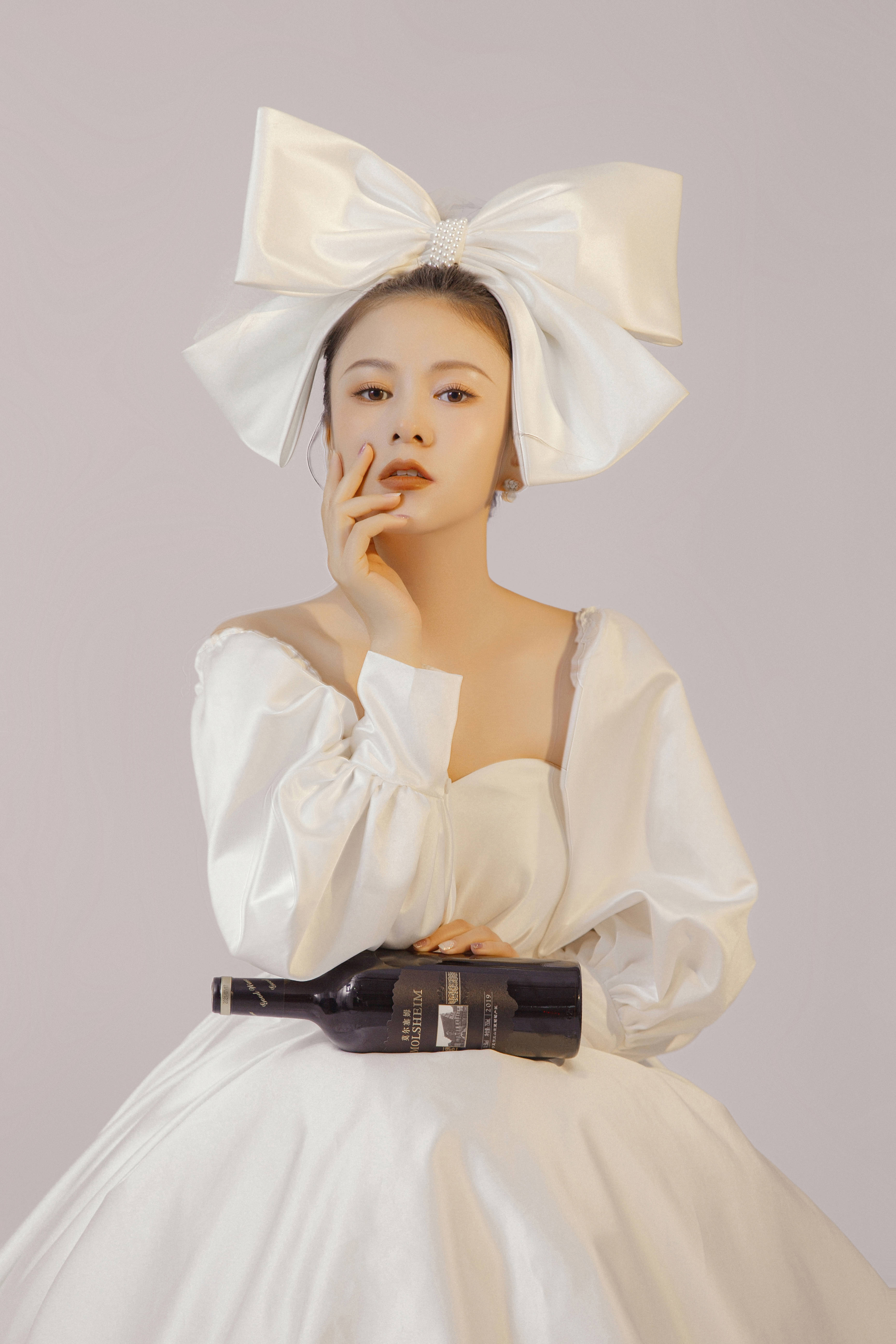 最美外交女主持人刘美希心动大片曝光