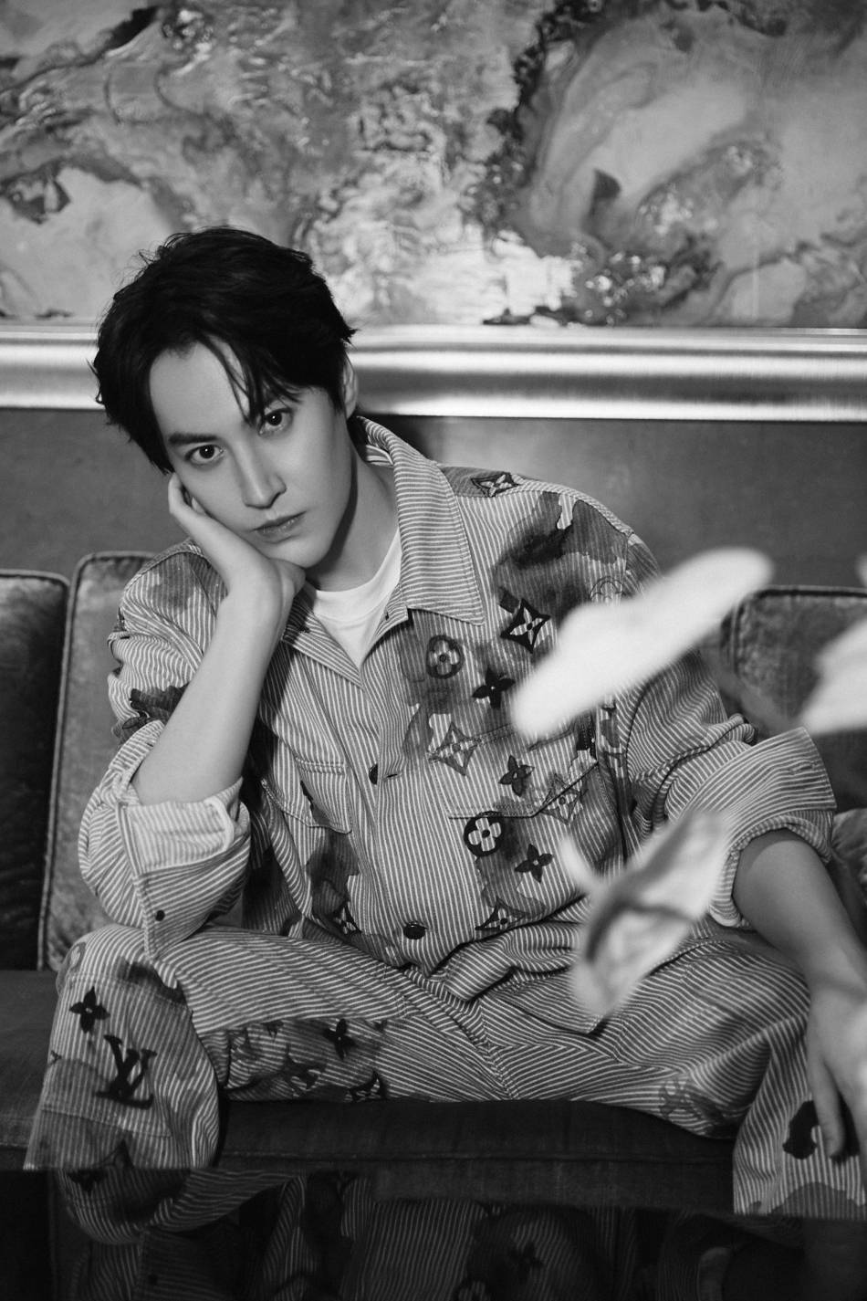 李俊逸夏末微风写真曝光浅蓝牛仔清新阳光