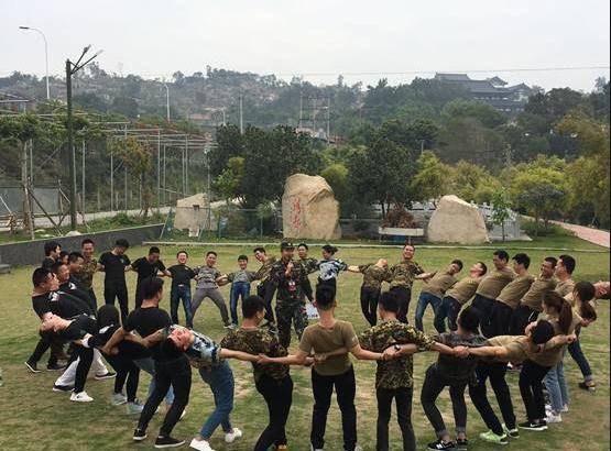 裤裆|拓展训练穿什么服装更好呢