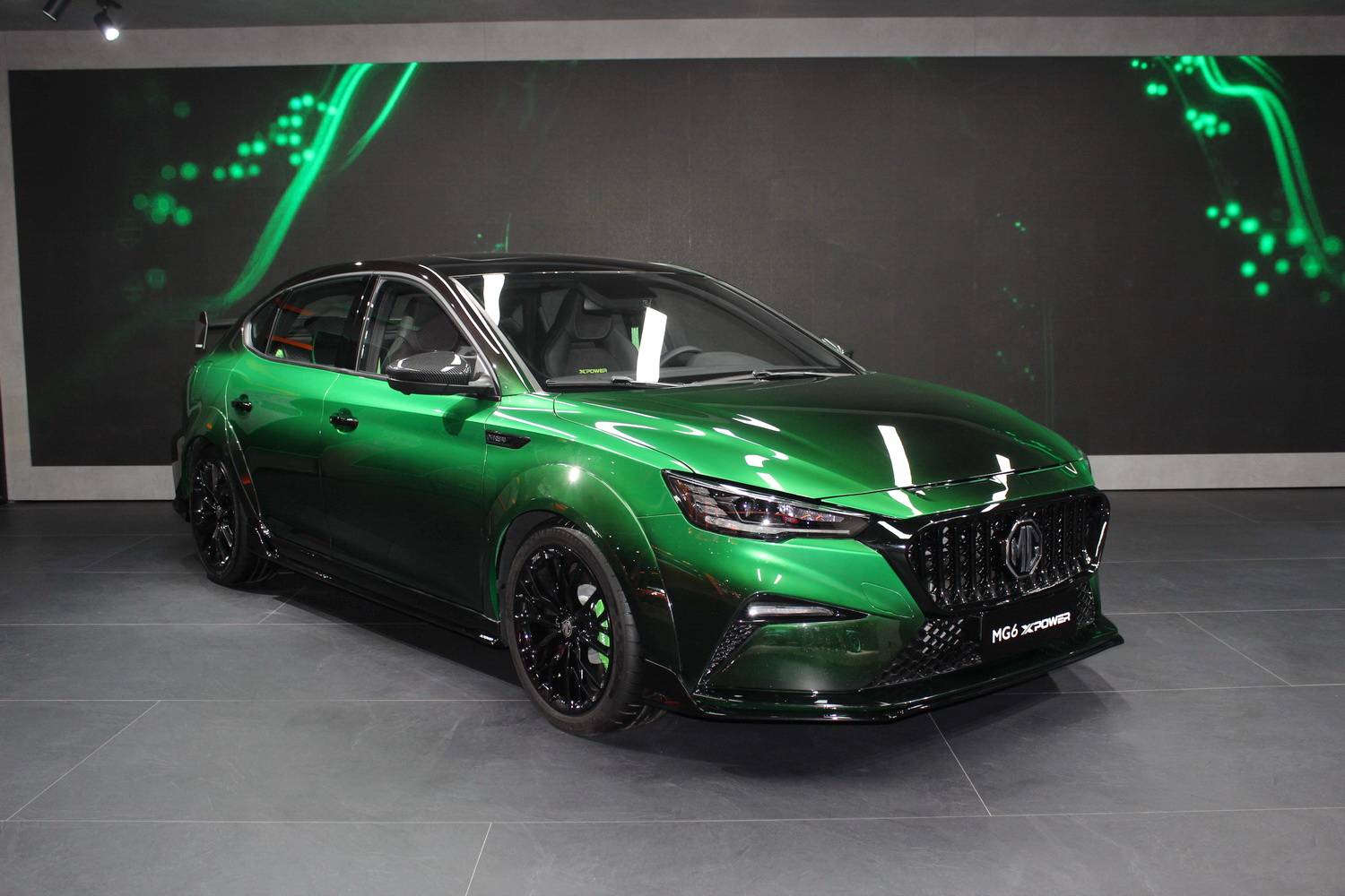 2021成都车展mg6xpower亮相原厂改装可上路